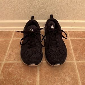 APL techloom pro black knit sneaker
